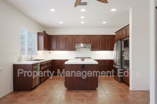 Building Photo - 23536 Silverwood St