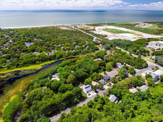 Building Photo - 710 Lighthouse Ave