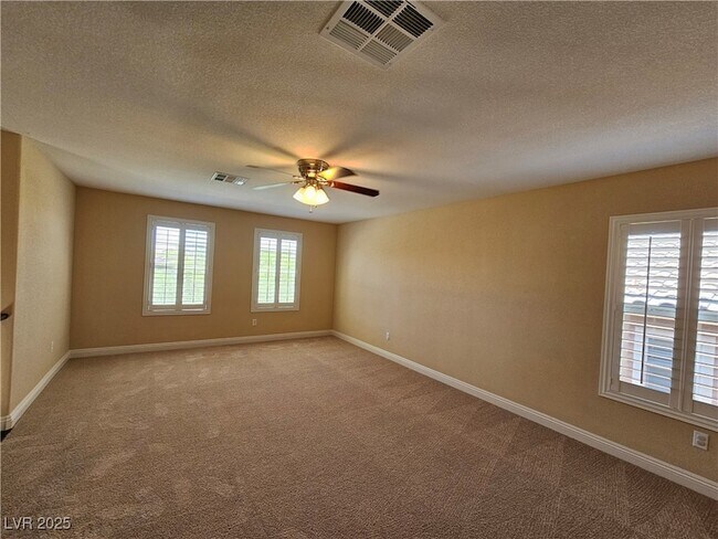 Building Photo - 892 White Sparrow St