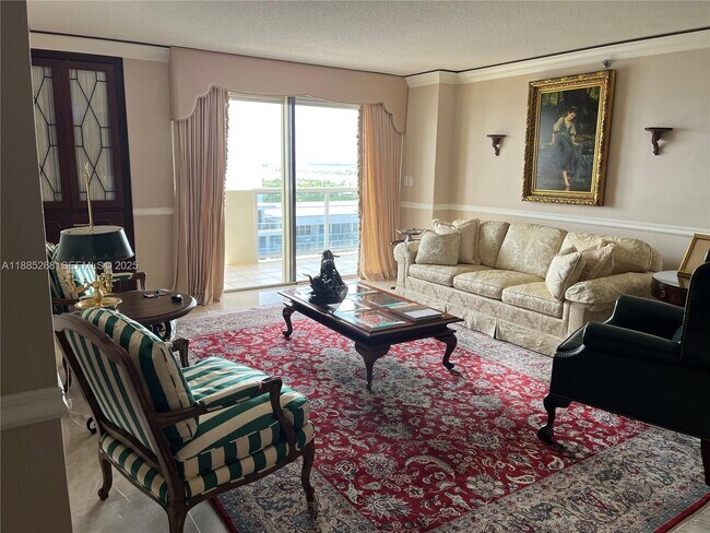 Building Photo - 5757 Collins Ave