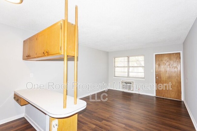 Building Photo - 640 N 31 St