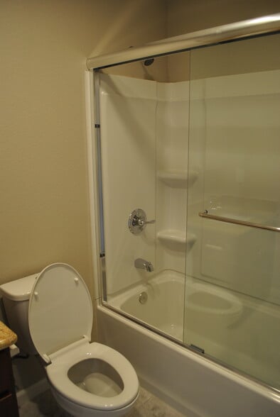 Building Photo - 21391 Locust St