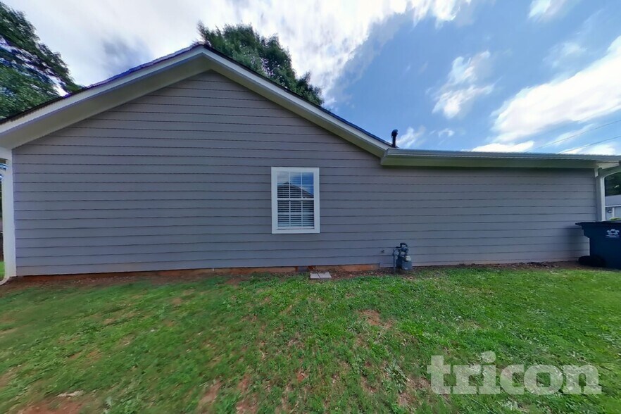 Building Photo - 118 Taylor Knoll Way
