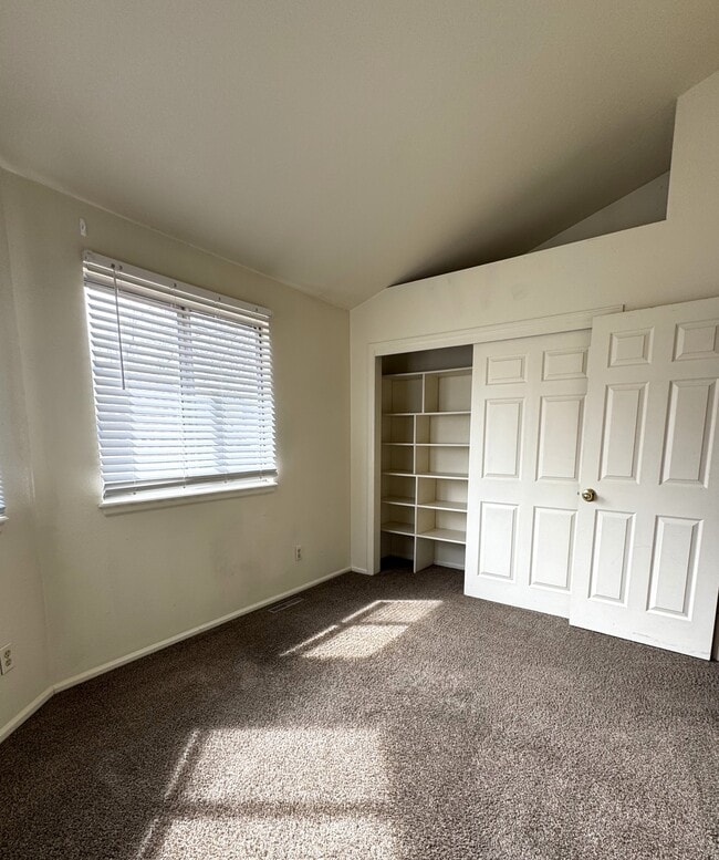 Building Photo - 9362 W Coal Mine Ave