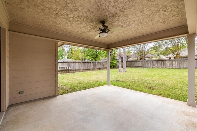 Building Photo - 10459 Parkside Dr