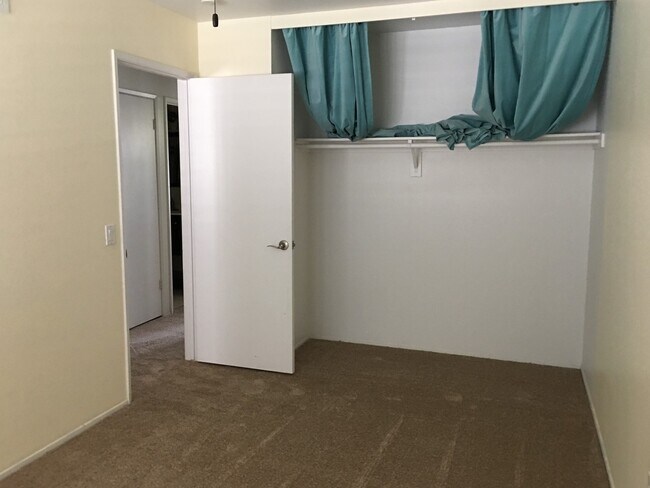 Building Photo - Four Bedroom Two Story Townhome in La Mesa!!!
