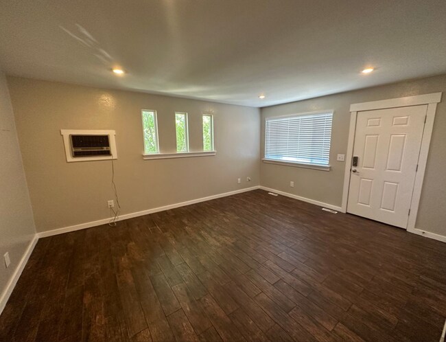 Building Photo - 5253 Meade St