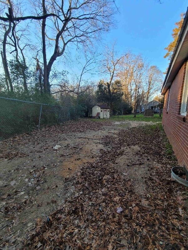 Building Photo - 4 Jordan Ln