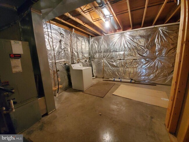Building Photo - 101 Vody's Ct