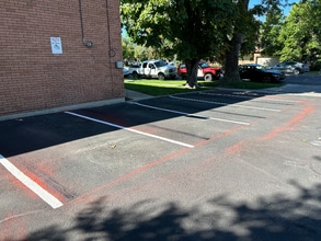 Building Photo - 214 N 600 E