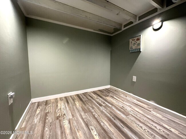 Building Photo - 208 15th Ave