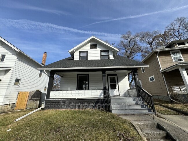 Primary Photo - 1230 W Wildwood Ave