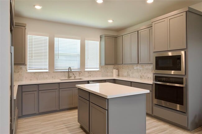 Building Photo - 8475 Harrington Grv Trl