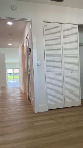 Building Photo - 6425 96th Pl S