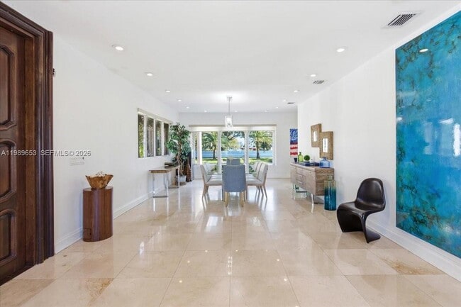 Building Photo - 1249 Biscaya Dr