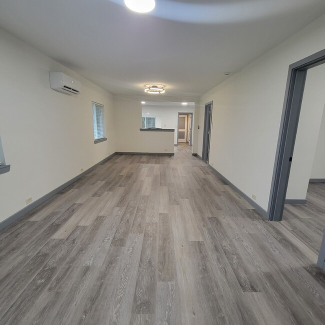 Building Photo - 30902 State Rte 20