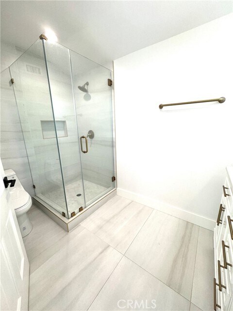 Building Photo - 4800 Brewster Dr