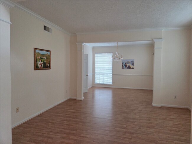 Building Photo - 4306 Lakeside Meadow Dr
