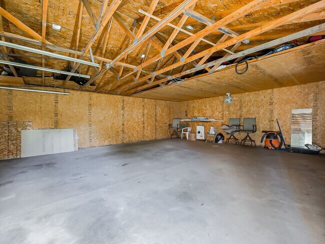 Building Photo - 127 Auburn St