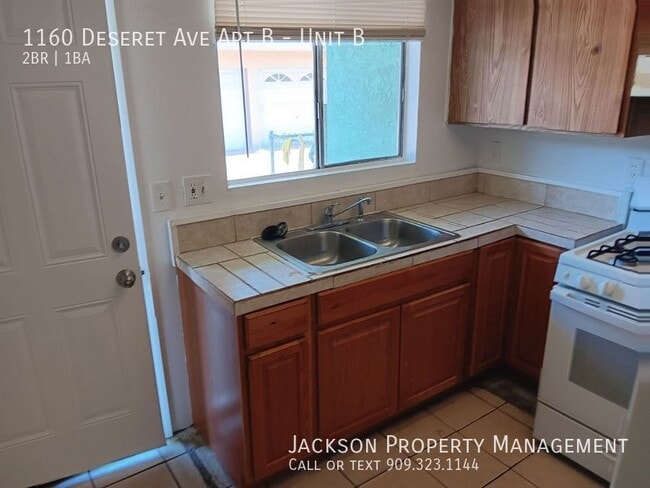 Building Photo - 1160 Deseret Ave