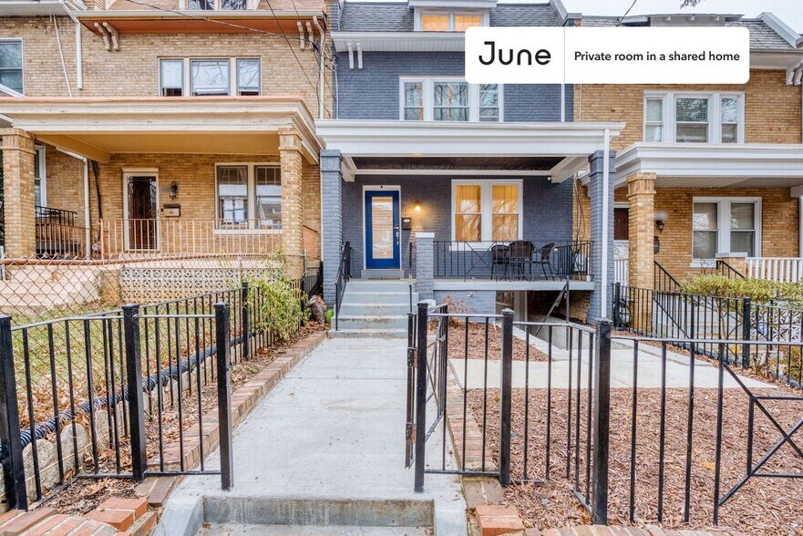 Building Photo - Room in Shared 4 bed/3.5 bath home