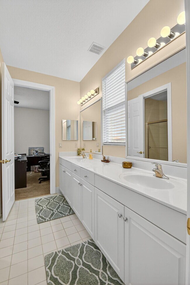 Building Photo - 8797 Cobblestone Point Cir