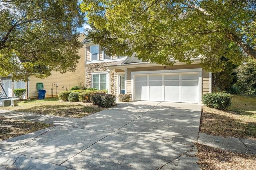 Building Photo - 3755 Uppark Dr