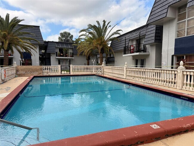 Building Photo - 8011 W 6th Ave