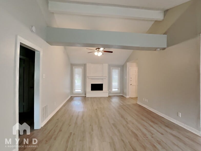 Building Photo - 205 Wildfire Dr