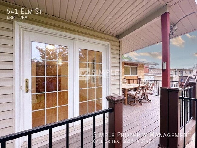 Building Photo - 541 E Elm St