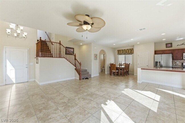 Building Photo - 32 Lily Grove Rd
