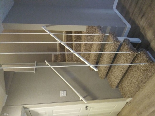 Building Photo - 1 br, 1 bath Apartment - Osprey Apartments