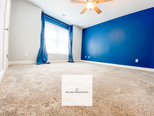 Building Photo - **Your Dream Home Awaits in This Exceptional Cul-de-Sac Retreat**