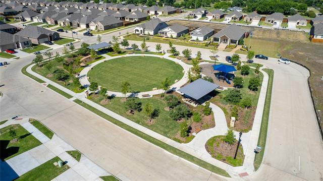 Building Photo - 4905 Woodloch Dr