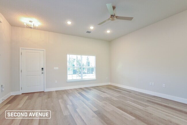 Building Photo - 60 Whippoorwill Dr