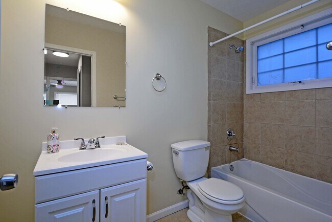 Building Photo - *$1,000 OFF Monthly Rent Through Summer!* Renovated 5-BR, 2-BA