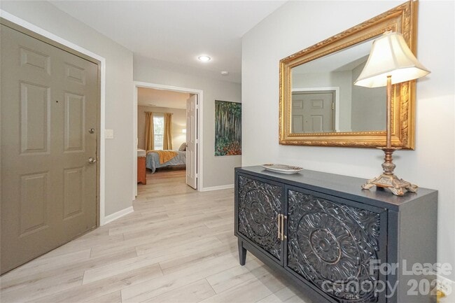 Building Photo - 20105 Henderson Rd