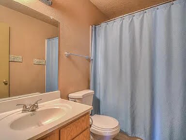 Building Photo - 3115 Loma Pedregosa NW