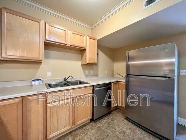 Building Photo - 5 Robert Allman Rd