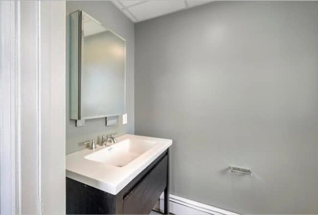 Building Photo - 151 Whipple St