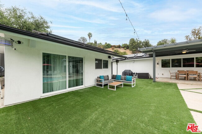 Building Photo - 4629 Cerro Verde Pl
