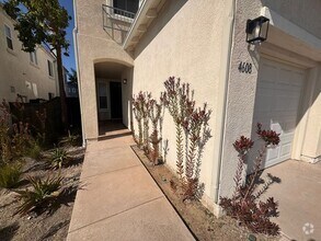 Building Photo - Stylish Renovated Home with Garage & Priva...