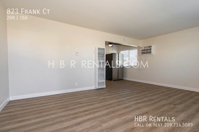 Building Photo - 823 Frank Ct