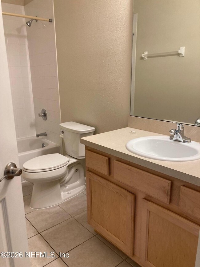 Building Photo - 7226 Deerfoot Cir