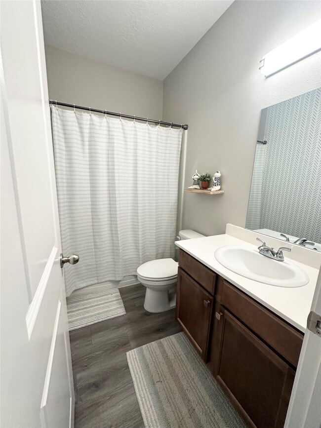 Building Photo - 844 Rd 5109