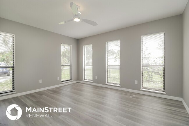 Building Photo - 1728 Victory Palm Dr