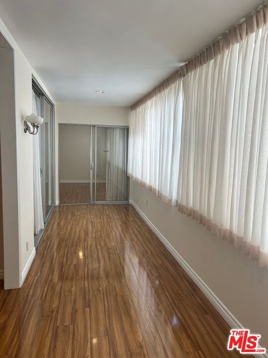 Building Photo - 237 N Almont Dr