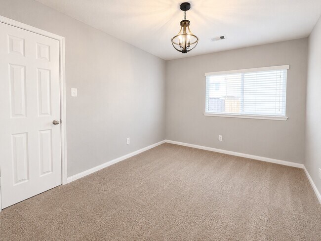 Building Photo - 2310 Corry Crest Cir