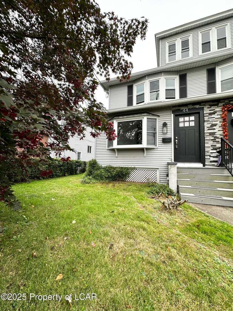 Building Photo - 44 Shoemaker St