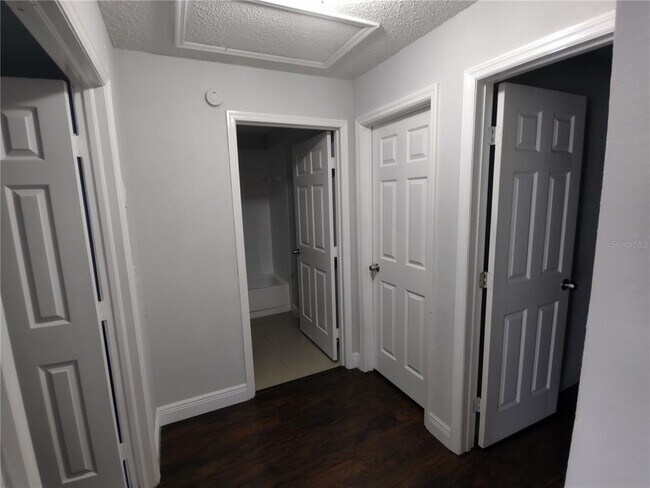 Building Photo - 709 Chilt Dr